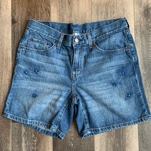 Levi Mom Shorts